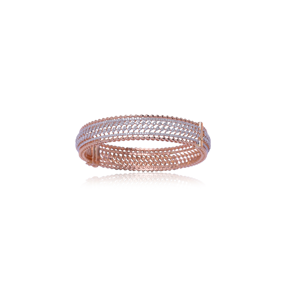 Alluring Gold & Diamond Bangle