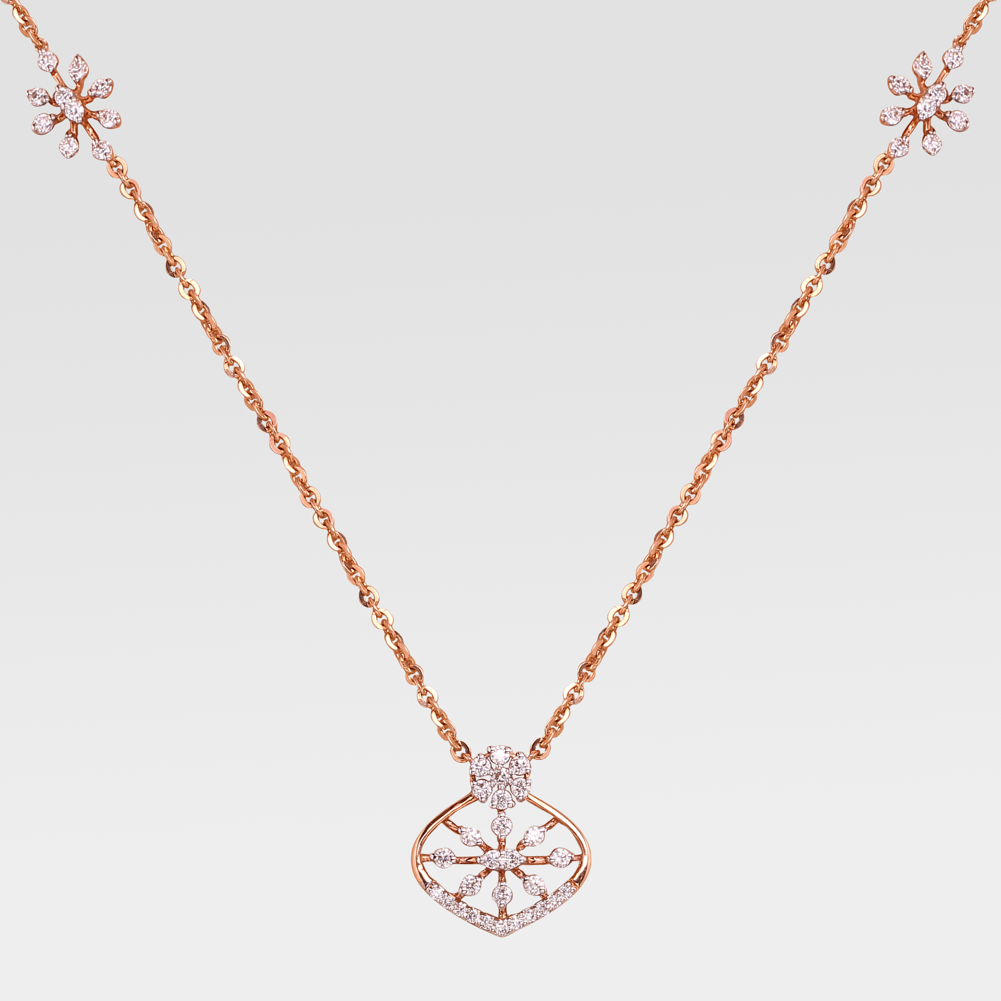 chic diamond necklace