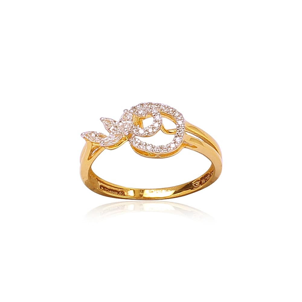 Spiralled Diamond Ring