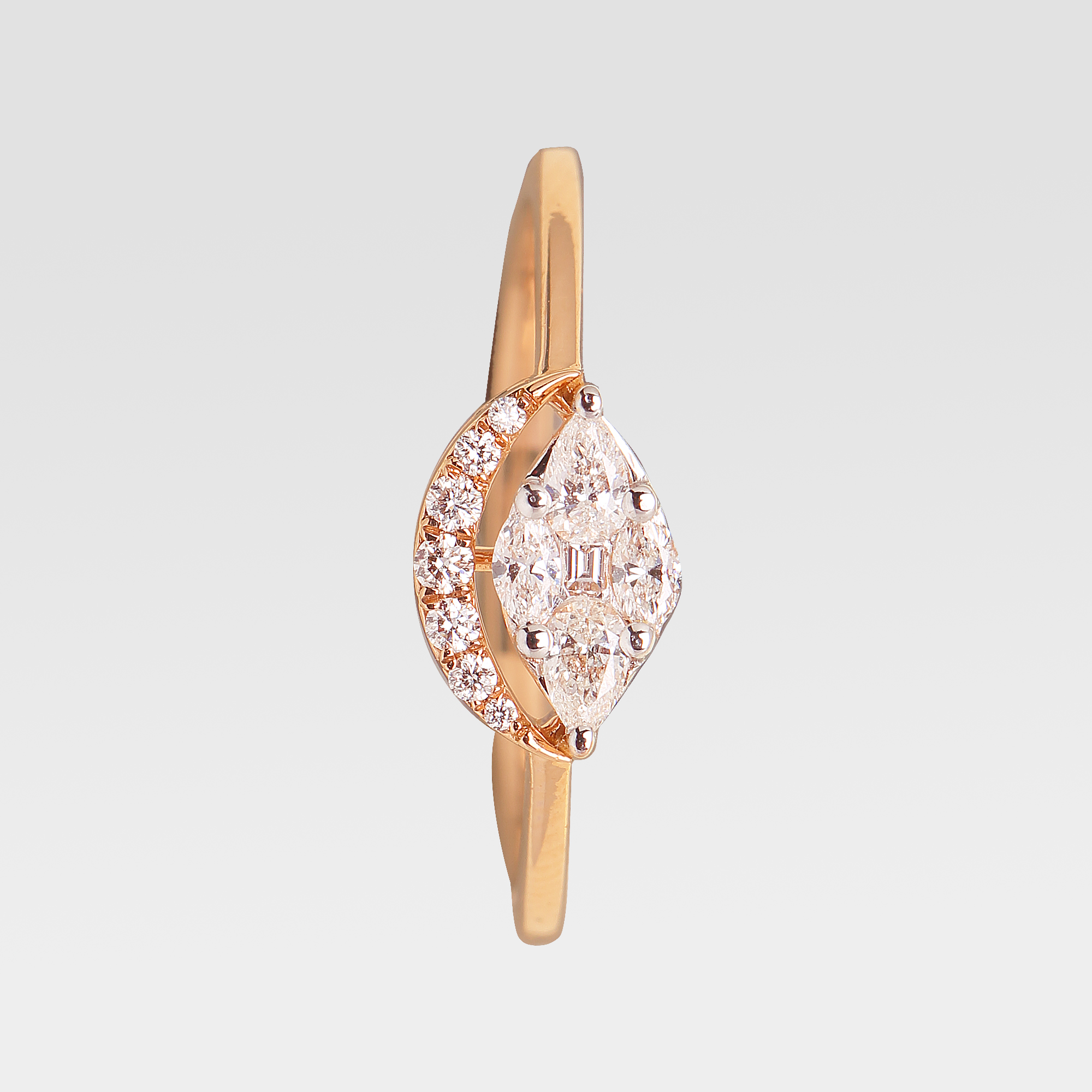 Elegant Diamond Ring