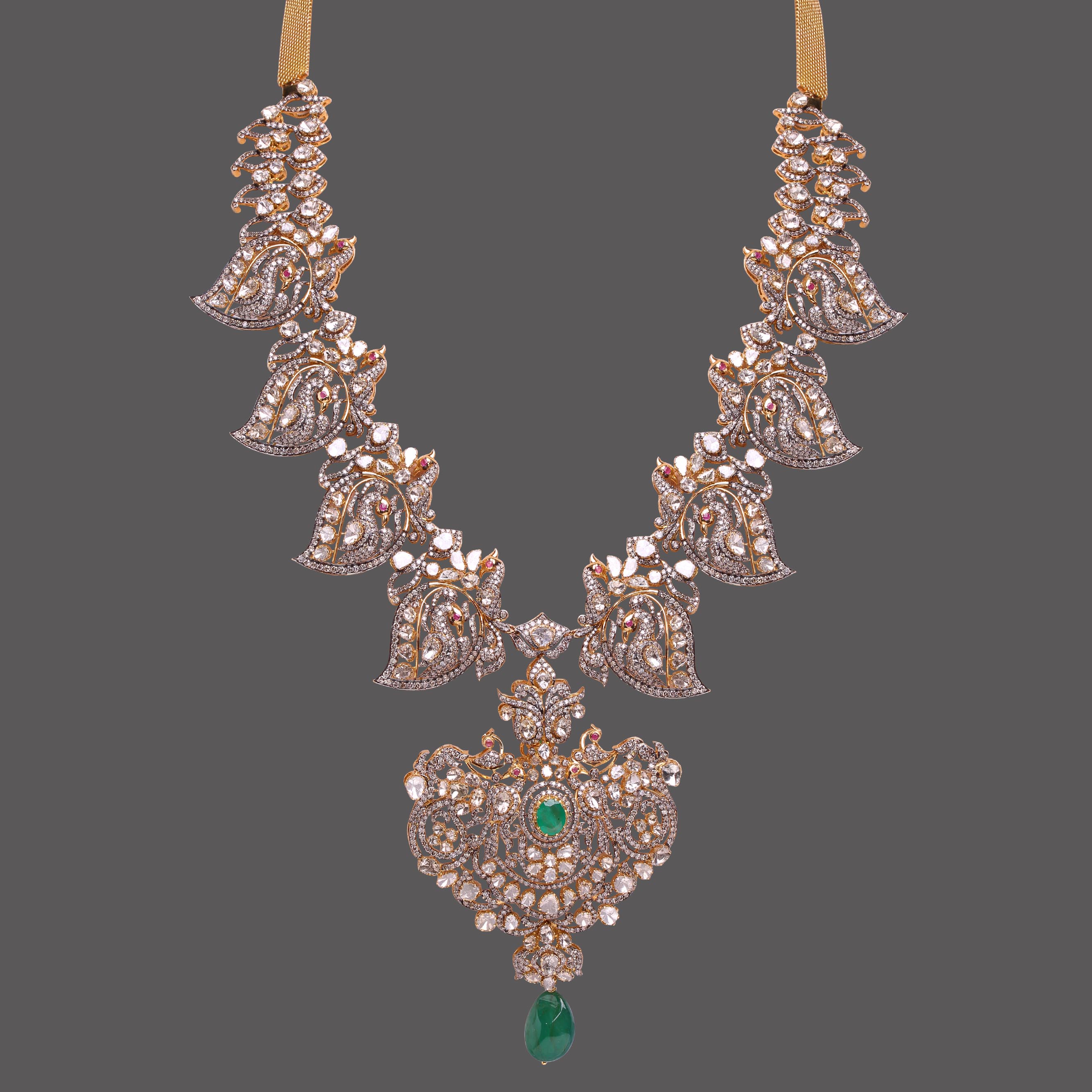 Emerald Radiance Necklace