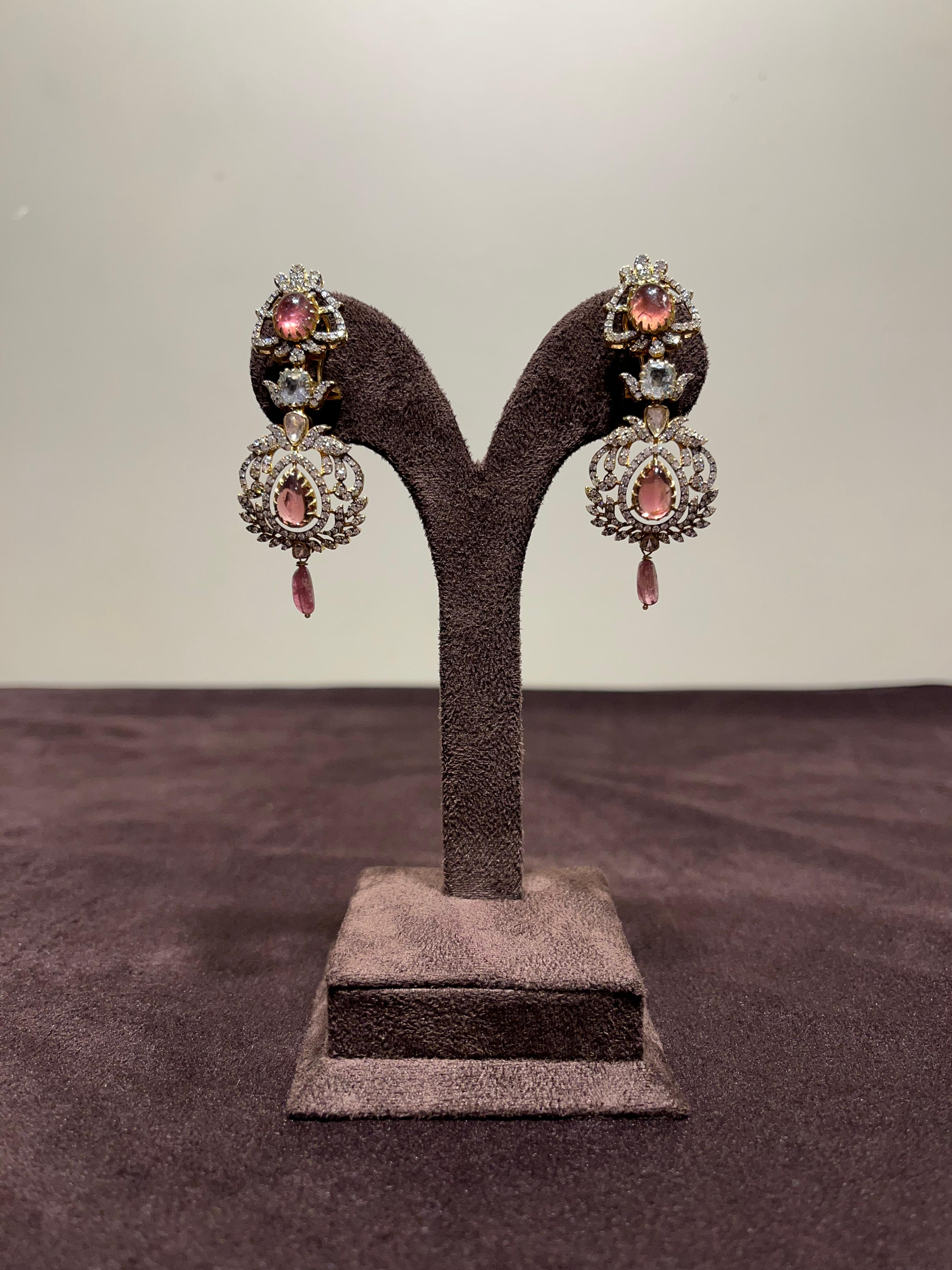 Elegant Victorian Polki Hangings with Tourmaline Elegant Victorian Polki Hangings with Tourmaline