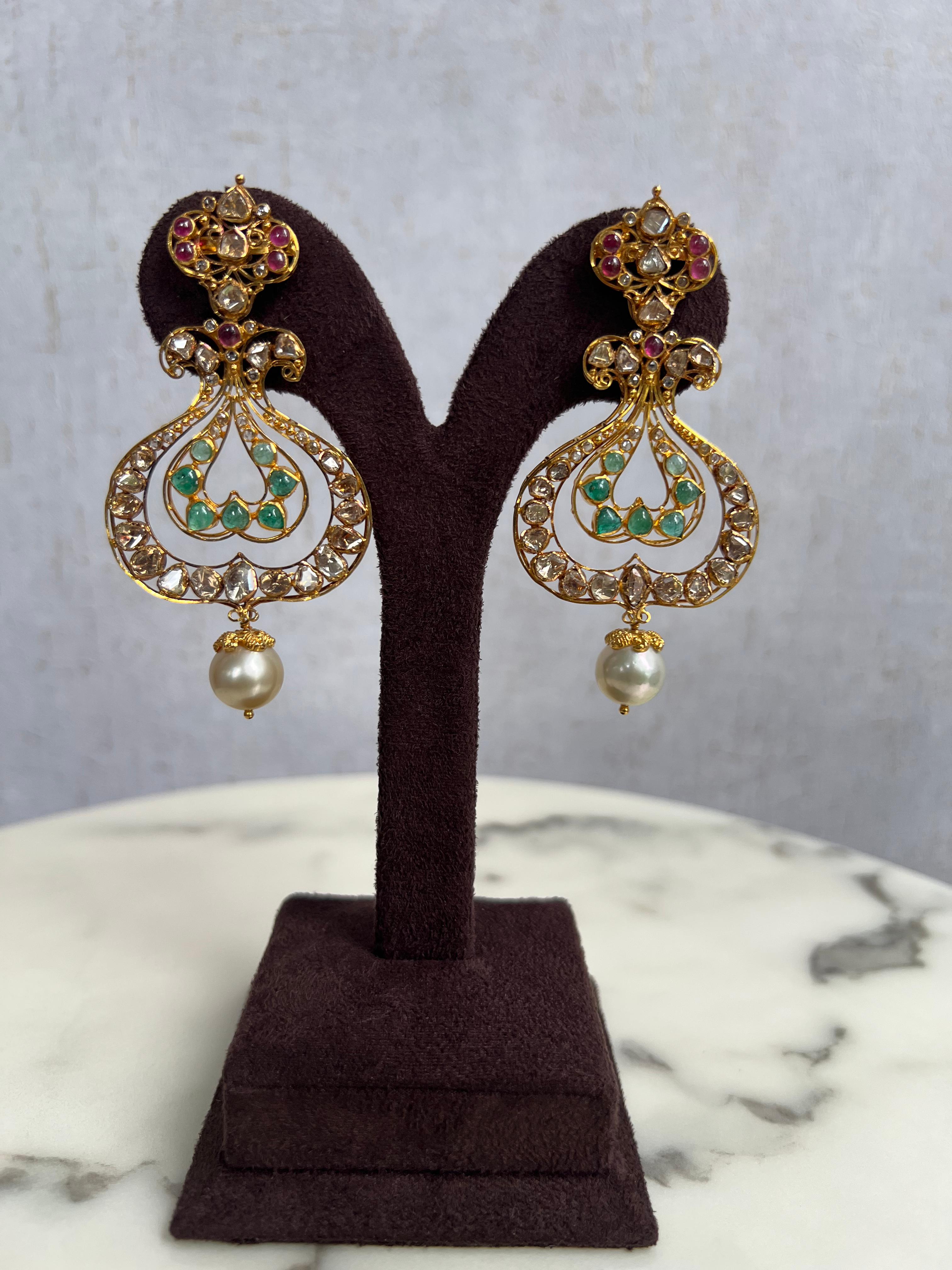 Unique Polki Chand Bali